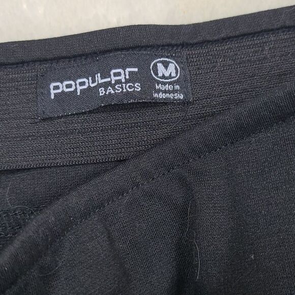 Popular Basics Medium Stretchy Seamed Black Bodycon Pencil Pull-On Mini Skirt - Picture 3 of 4